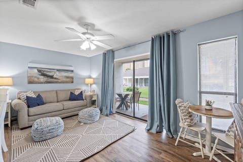 Endless Summer Resort Condo Rental E5