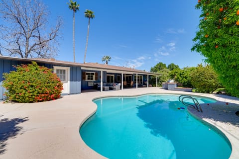 Phoenix Vacation Rental | 3BR | 2BA | Step-Free Access | 1,930 Sq Ft