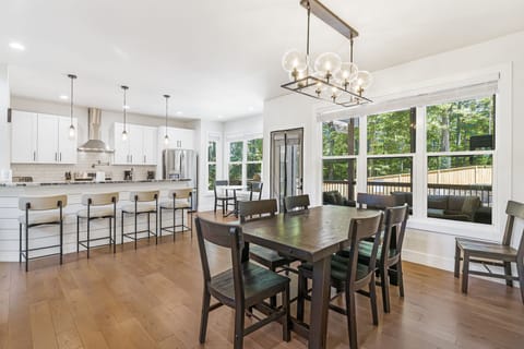 Main Level - Dining Area