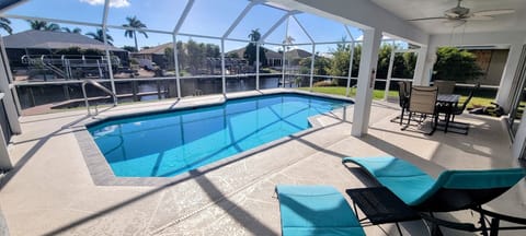 Private pool with canal view