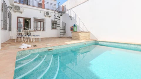 Casa Leal La Puebla de Los Infantes by Ruralidays