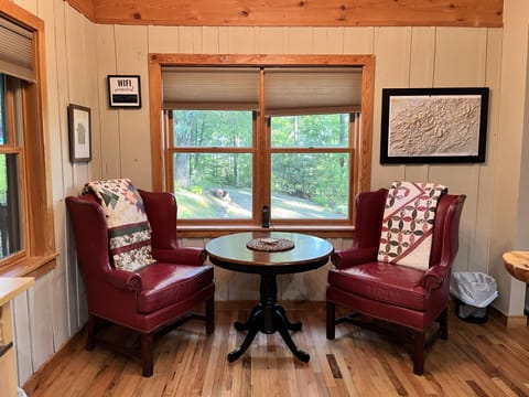 Cozy area in Kitchen for sipping coffee, surfing the Net, etc.