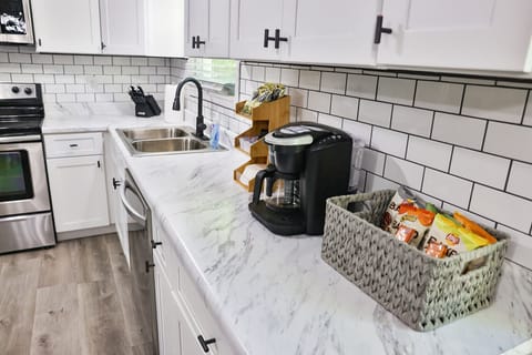 Subway tiled backsplash in the kitchen