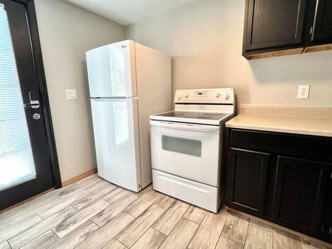 Full size fridge and range