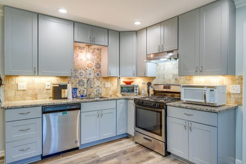 Kitchen | Dishwasher | Keurig Coffee Maker