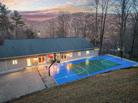 Your private mountain-side entertainment complex. From pickleball rallies to pickup basketball games, the custom sports court is perfect for friendly competition and unforgettable fun—all without ever leaving the property.