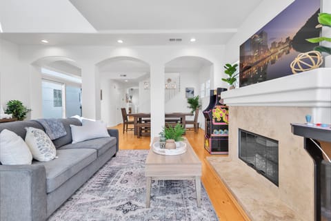 Please note: the fireplace is not operable.