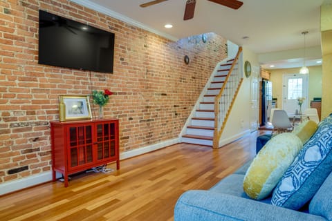Baltimore Vacation Rental | 2BR | 2BA | 1,200 Sq Ft | Stairs Required