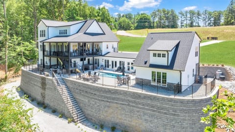 Tranquil Shores Estate (1)