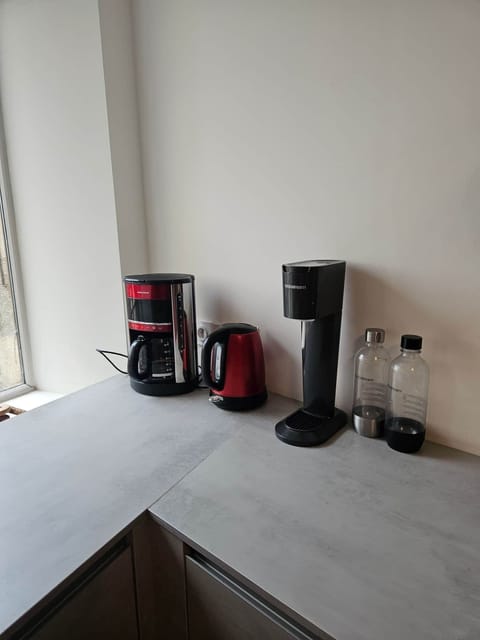 f60f8dda-0815-4ae5-b83a-bc95c233c722