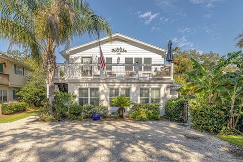View from front of house. 
