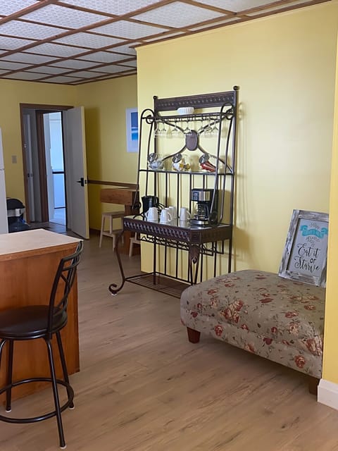 Keurig, drip coffee, kettle with supplies