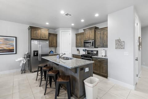 Kitchen with bar/seating 4