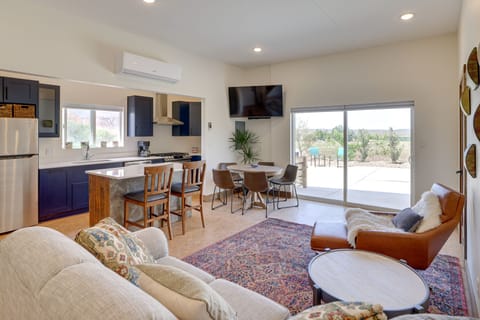 Virgin Vacation Rental | 2BR | 1BA | 750 Sq Ft | Step-Free Access