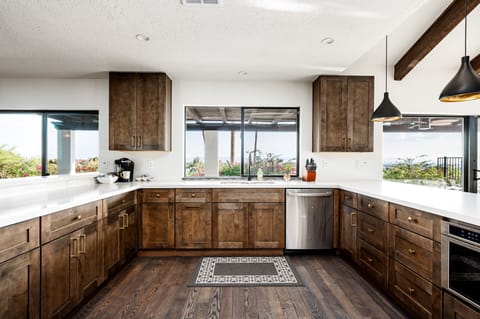 Sipping up a coffee? Unlimited!