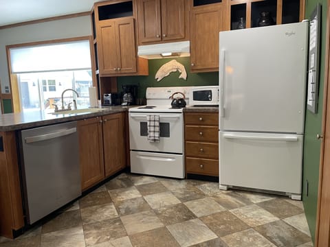 Full size appliances and everything you need to cook or bake. 