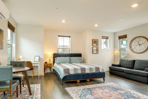 Roseville Vacation Rental | Studio | 1BA | 550 Sq Ft