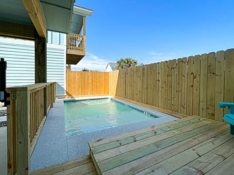 Golf Cart + Beach Gear Credit Included With Your Stay!