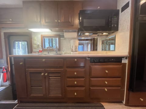Kitchen, sink, New Convection/Microwave Oven and Gas Stove Top