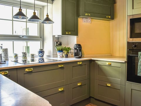 Kitchen | Willow Tree Cottage, Angarrack, near Hayle