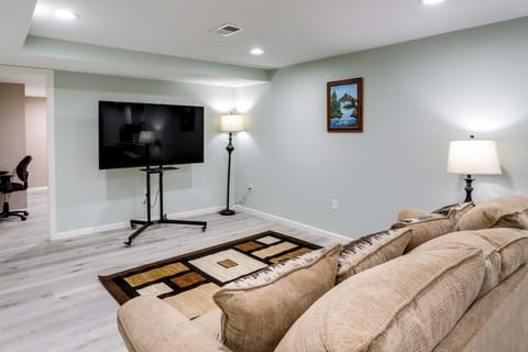 Granger Vacation Rental | 1BR | 1BA | 1,200 Sq Ft | Stairs Required