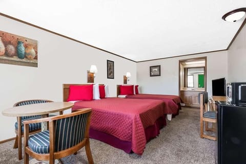 Amazing unit with a Queen size bed. Exact unit will be assigned upon arrival. Views, colors and decor may vary.