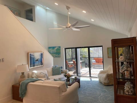 Newly renovated living room with oversized patio (great for grilling and get togethers)