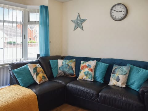 Living room | Llys Llewellyn, Kinmel Bay, near Rhyl