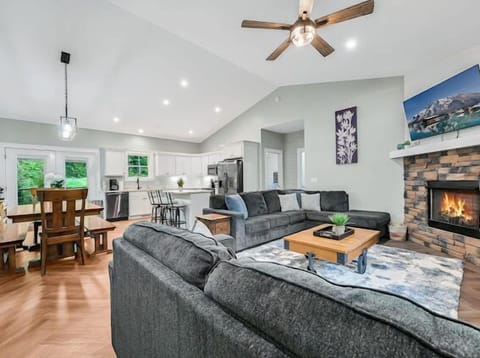 Living room, dining area, kitchen 