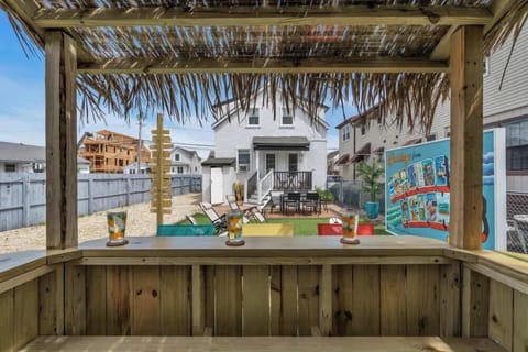 Tiki bar