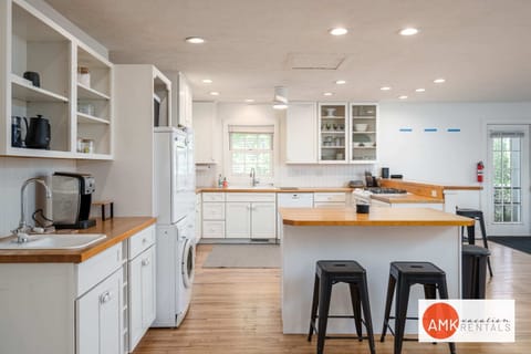 Open concept kitchen