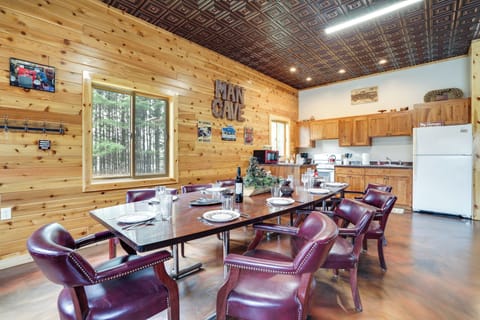 Dining Area | Dishware/Flatware | Trash Bags/Paper Towels