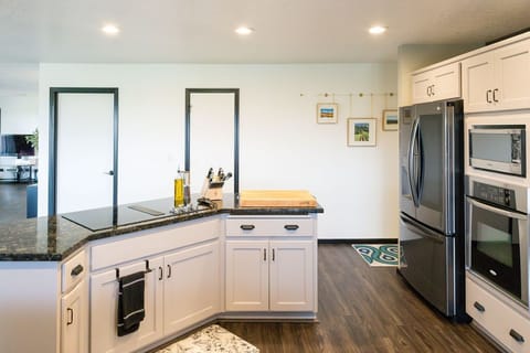 Kitchen Island with stove