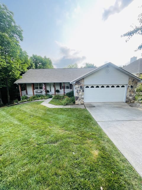 Level entry with parking /keyless entry 