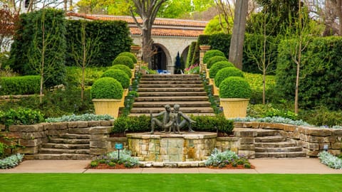 Dallas Arboretum and Botanical Garden