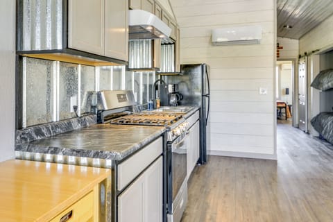 Kitchen | Cooking Basics | Toaster