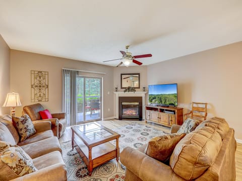 Welcome to A Time to Gather Whispering Pines 614!