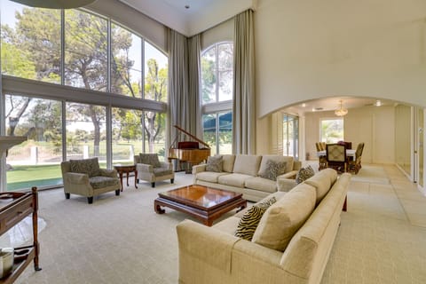 Las Vegas Vacation Rental | 5BR | 6.5BA | 5,778 Sq Ft | 1 Step to Enter