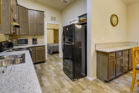 Kitchen | Dishware & Flatware | Coffee Maker | Dishwasher