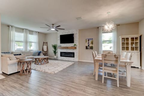 Photo of the whole room