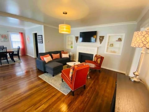 Stylish and comfortable living room with smart TV! Movie night with the family!