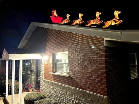 Look who is on our roof!