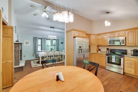 Fully equipped kitchen