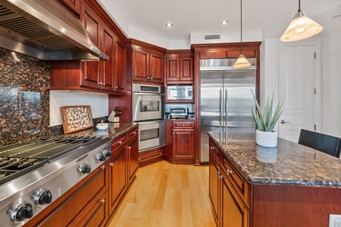 Spacious kitchen with double ovens and ample storage