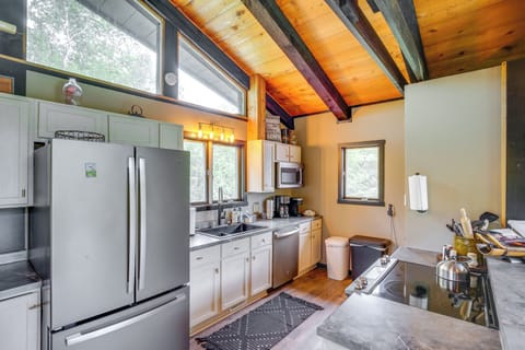 Kitchen | 2nd Floor | Cooking Basics | Spices | Water Filter