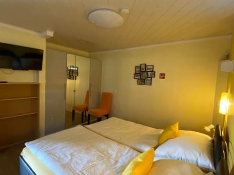 Apartment 5 - on the water side - Schiller Apartments Apartment in Villach