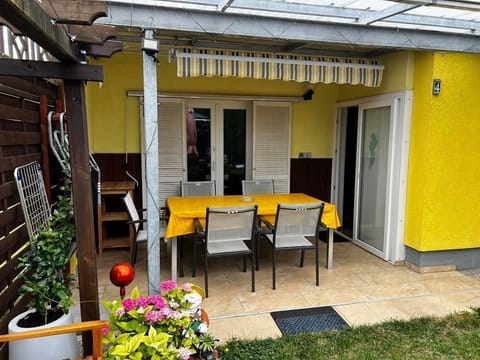 Ferienwohnung 4 - Gartenseitig - Ferienwohnungen Schiller Apartment in Villach