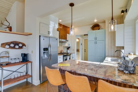 Kitchen | 1st Floor | Coffee Maker | Cooking Basics | Dishwasher