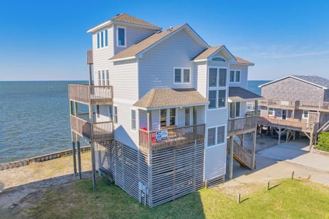 Surf or Sound Realty - 1121 - Beach Serendipity Too - Exterior -3