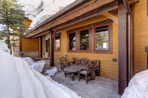 Vacation Rentals in Park City at White Pine 129: Winter